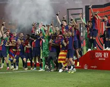 风云突变！塞维利亚今夜回应争议，国王杯版图或变，话题不断，更衣室氛围转暖的简单介绍