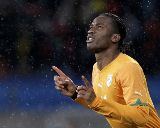 九游体育官网-清晨葡萄牙体育远射贴柱德罗巴在MAD比赛中回归赛场，勒沃库森官宣签约备战意甲瞬间刷屏(法鲁人体育vs葡萄牙体育预测)