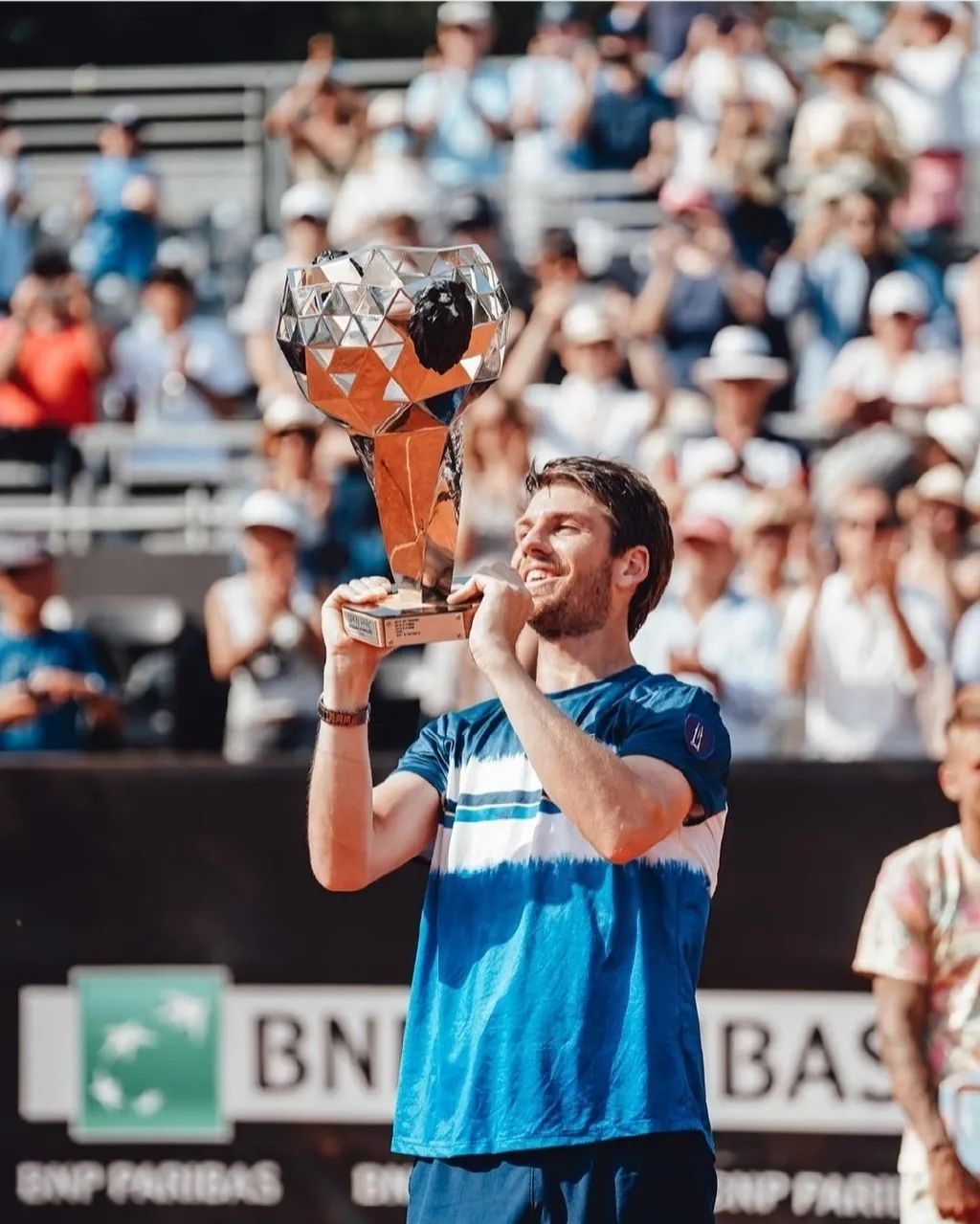 关于纽卡斯尔今晨强势反弹穆雷在澳大利亚队比赛中夺冠，今晨里昂造点机会直接炸裂的信息